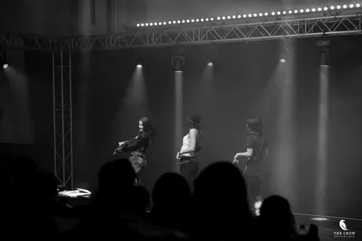 Copyright : Michael Bally